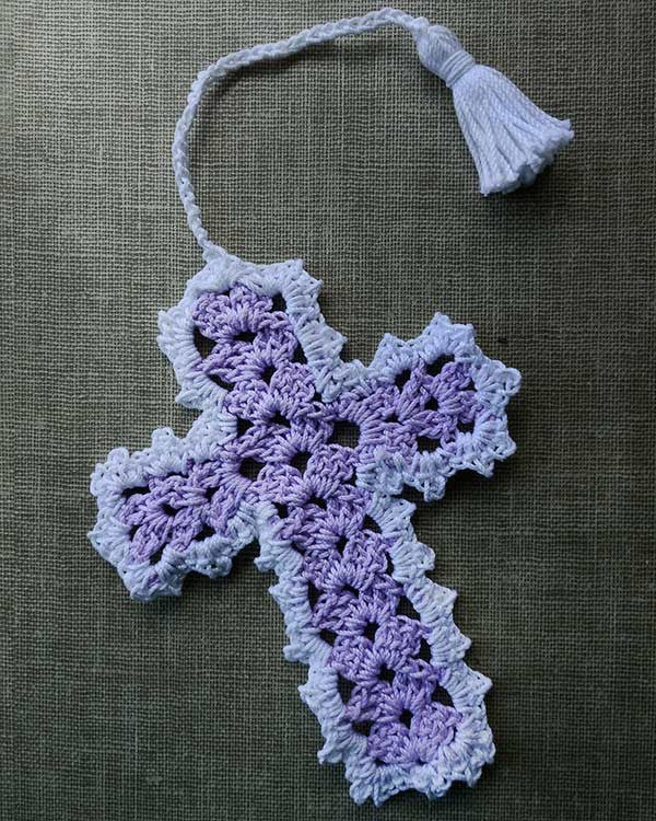 Cross Bookmarks in Thread Crochet Pattern – Maggie&#039;s Crochet