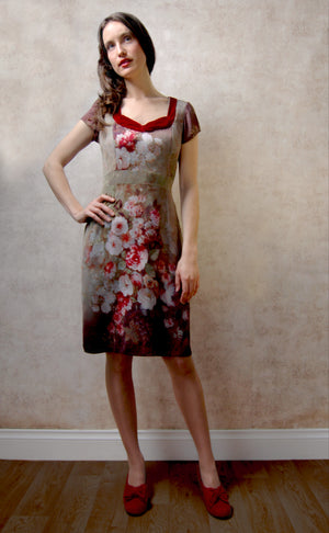 Kelly dress in Rembrandt Rose print