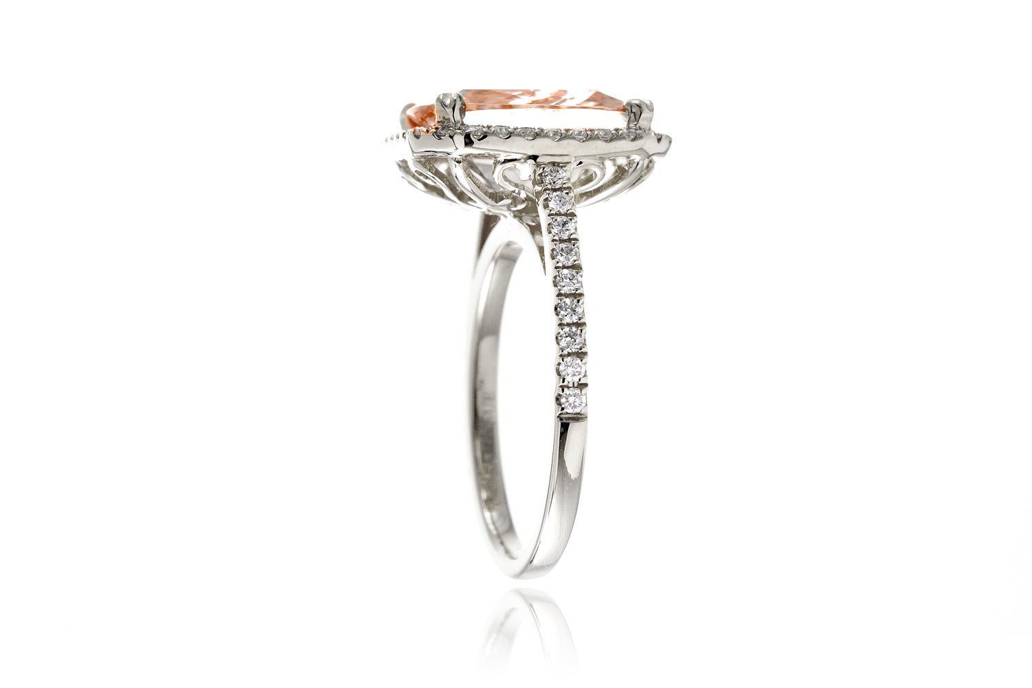 The Signature Cushion Morganite Engagement Ring – samNsue