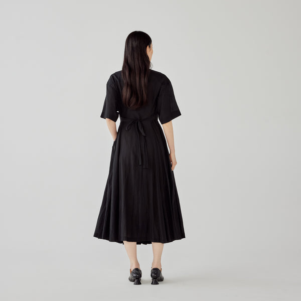 dress | AKIRANAKA ONLINESTORE