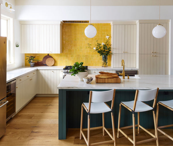 kitchen with yellow tile backsplash