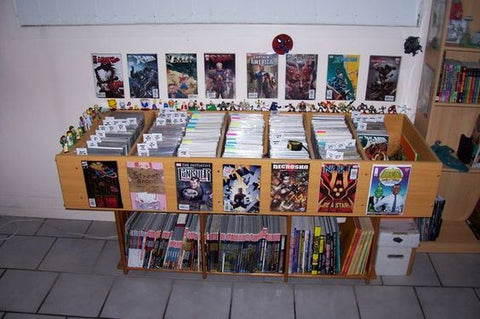 Moved into a new place and finally upgraded my comic storage. Anyone else  use shelves like these? : r/comicbookcollecting