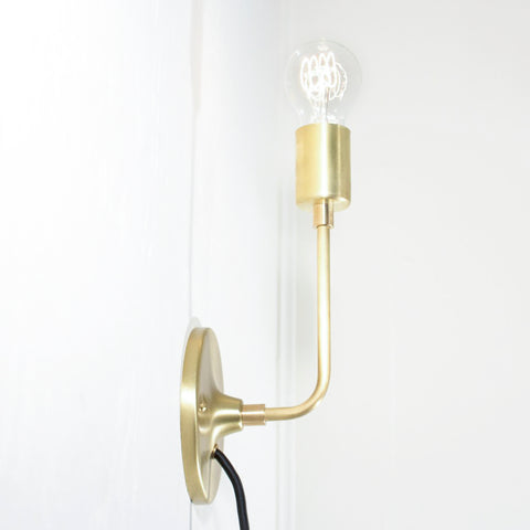 plug in sconce