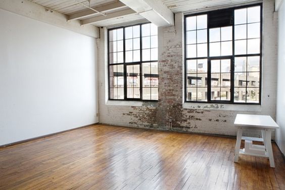 Empty industrial warehouse room