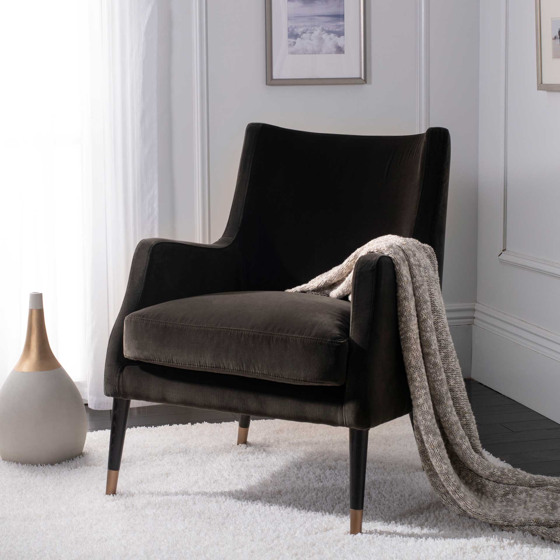 Siena Velvet Arm Chair Giotto Shale