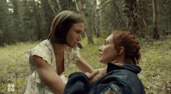 Nicole sacrifices herself for Waverly cutest Wayhaught moments