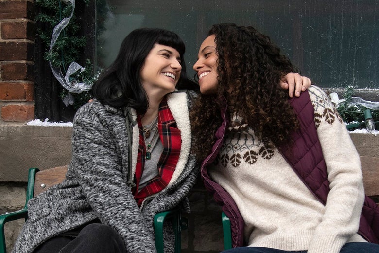 Under the Christmas Tree Best Lesbian Holiday Movies