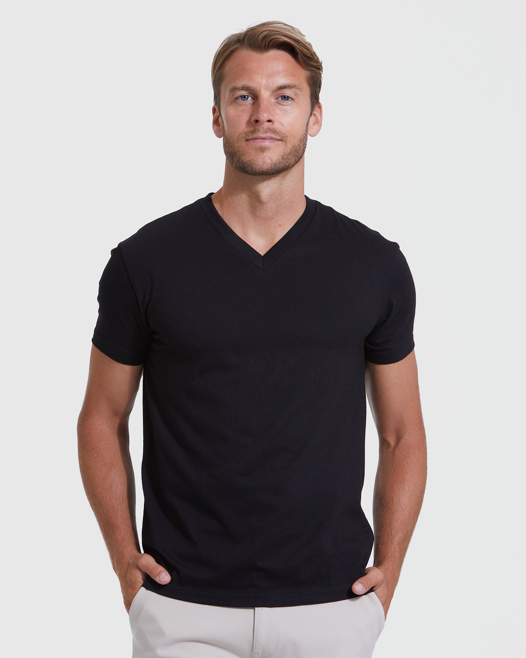 CLASSIC V-NECK T-SHIRT - Ready to Wear