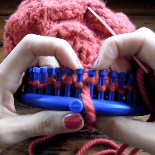 Knitting loom scarf finish