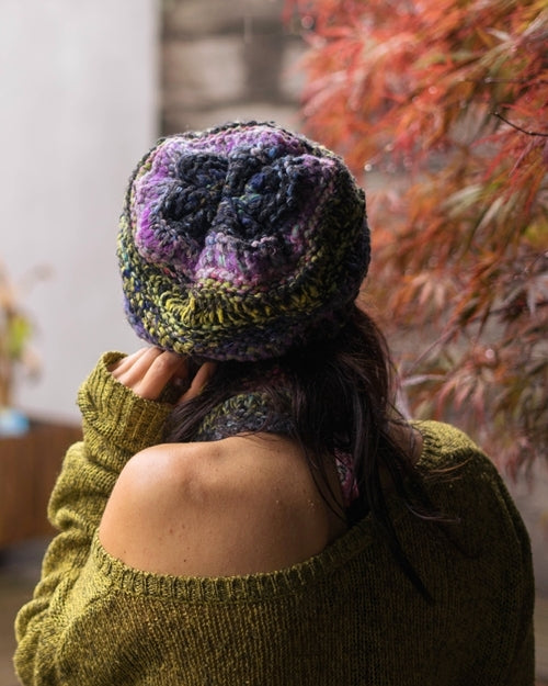 https://cdn.shopify.com/s/files/1/0220/5024/2660/products/hat-knitting-loom-pattern-bulky-loom-noro-ginga-web_1.jpg?v=1575572027&width=500