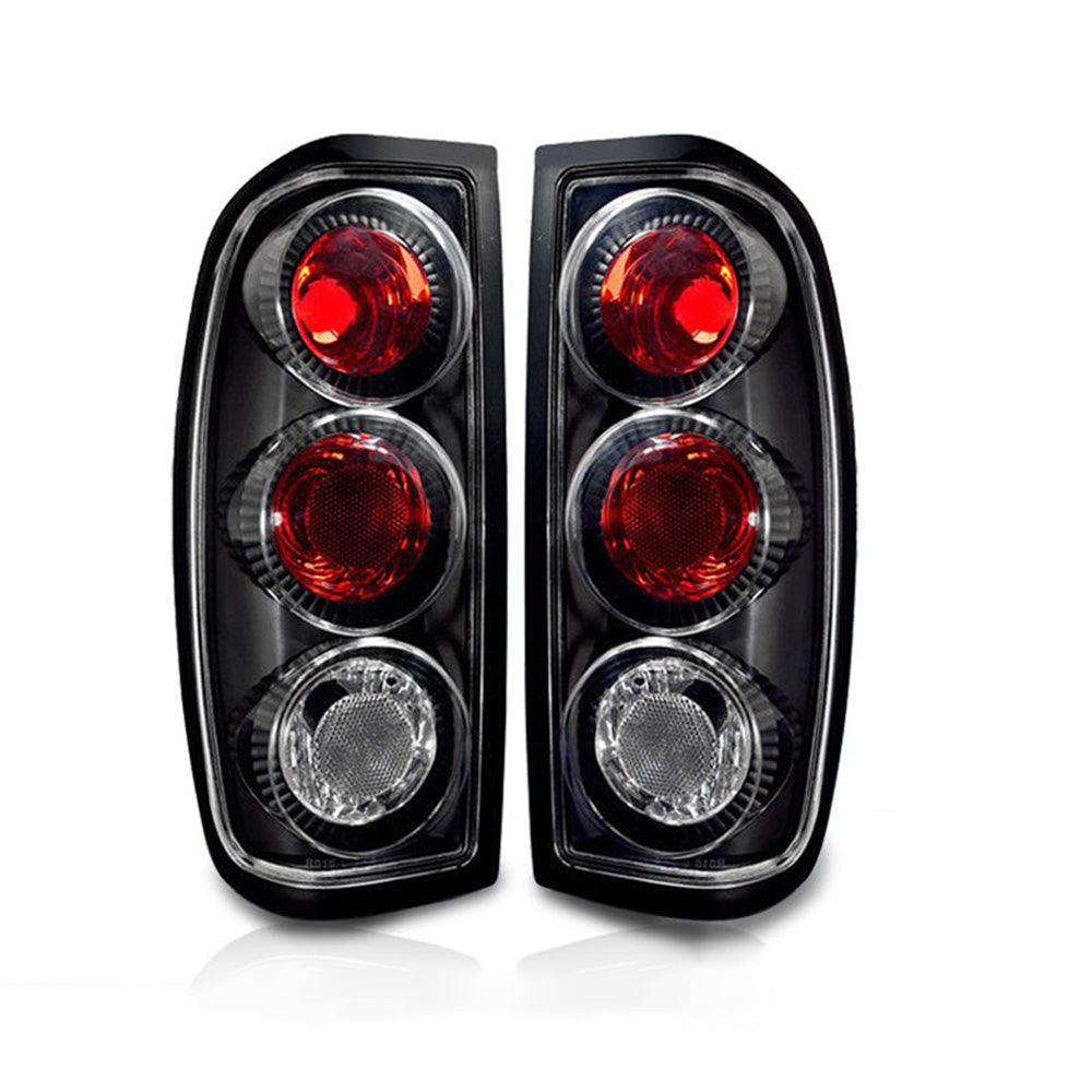 Задний фонарь ниссан. Задние фонари Ниссан НП 300. Фонари Black Tail Light. Altezza Black Tail Light Lamp. Задние фонари NP-300 led.