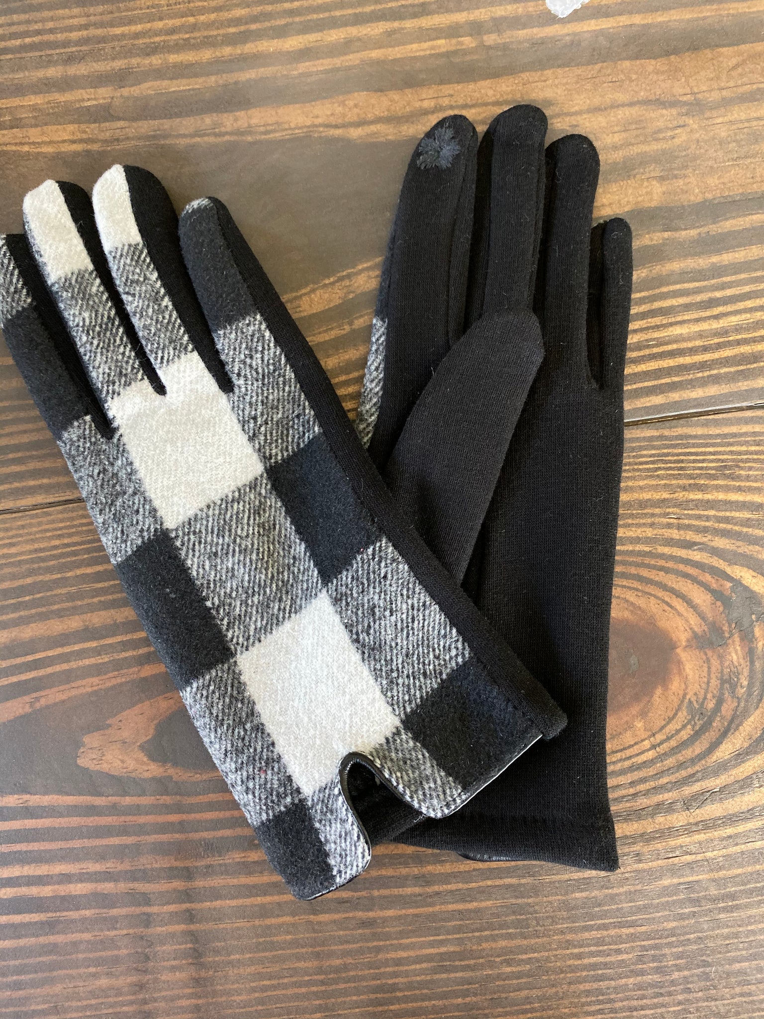 buffalo wool gloves