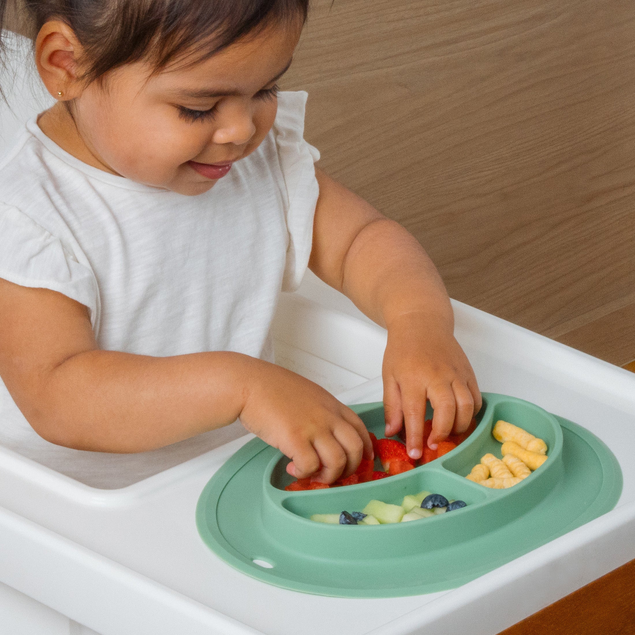 Divider Plate with Suction Placemat  - BPA Free - 100% Food-Grade Silicone - 6m+-image-4