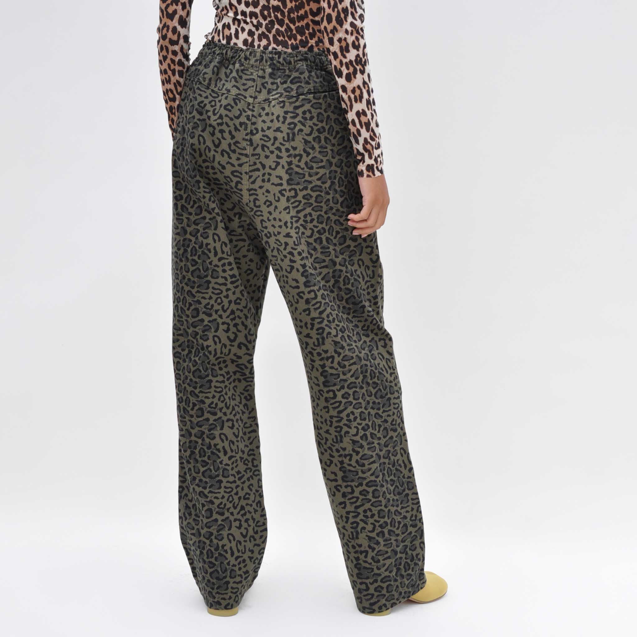 Leopard Beach Pant - Olive