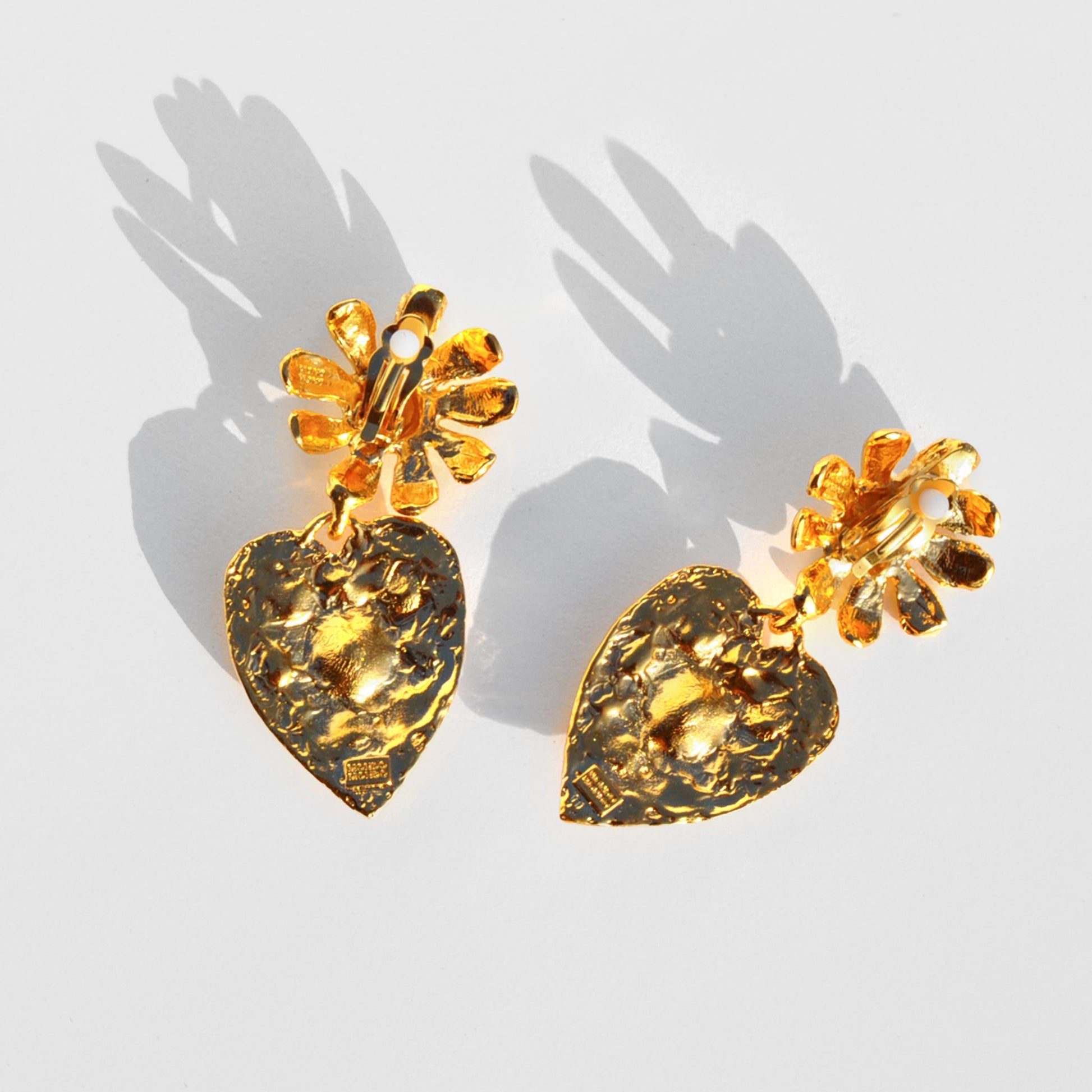 Back image of the tropicana earrings by Mondo Mondo.
