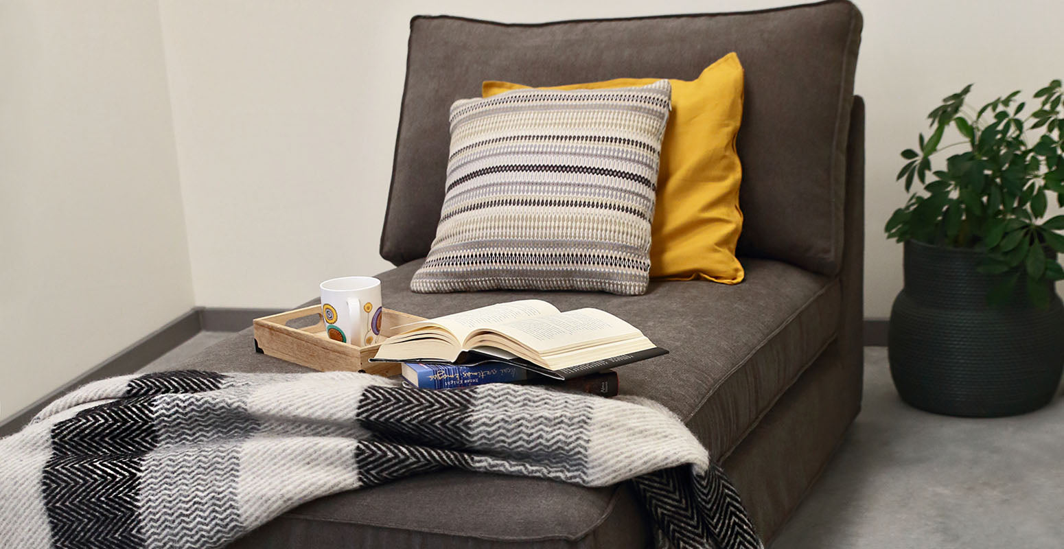 IKEA Chaise Lounge – Comfortly