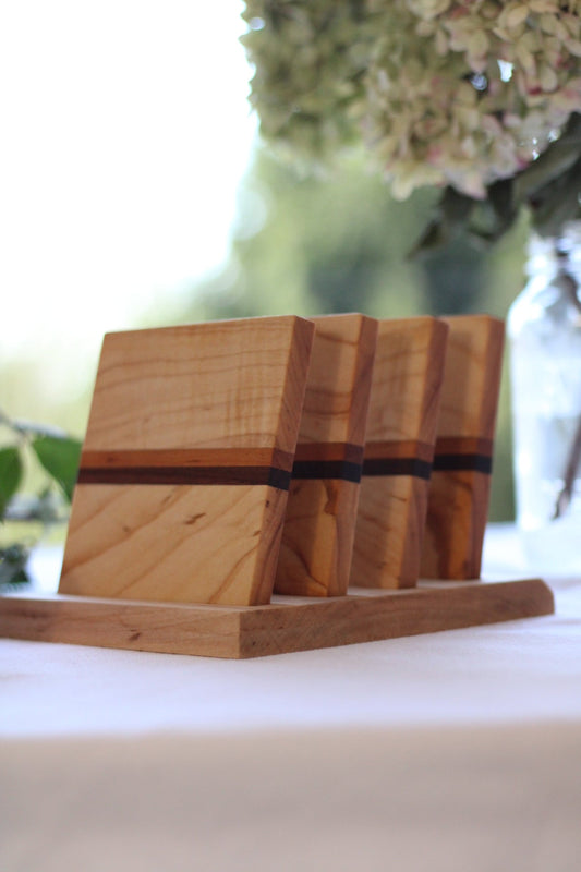 Live Edge Bath Caddy – Crafted of Light and Lumber