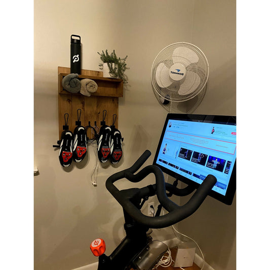 https://cdn.shopify.com/s/files/1/0221/4143/5968/products/peloton-bike-shoe-rack-wall-mounted-155810.jpg?v=1666288469&width=533