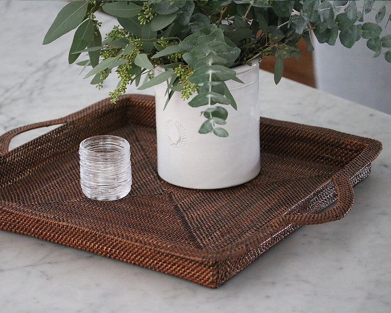 square tray with handles