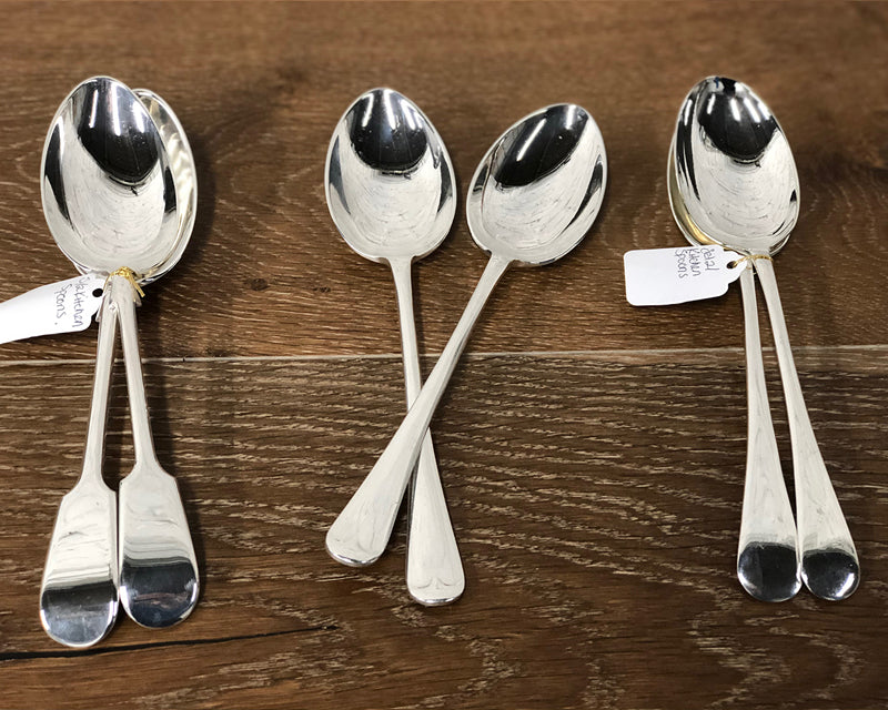 HÃTEL Vintage English Kitchen Spoons (set of 2)