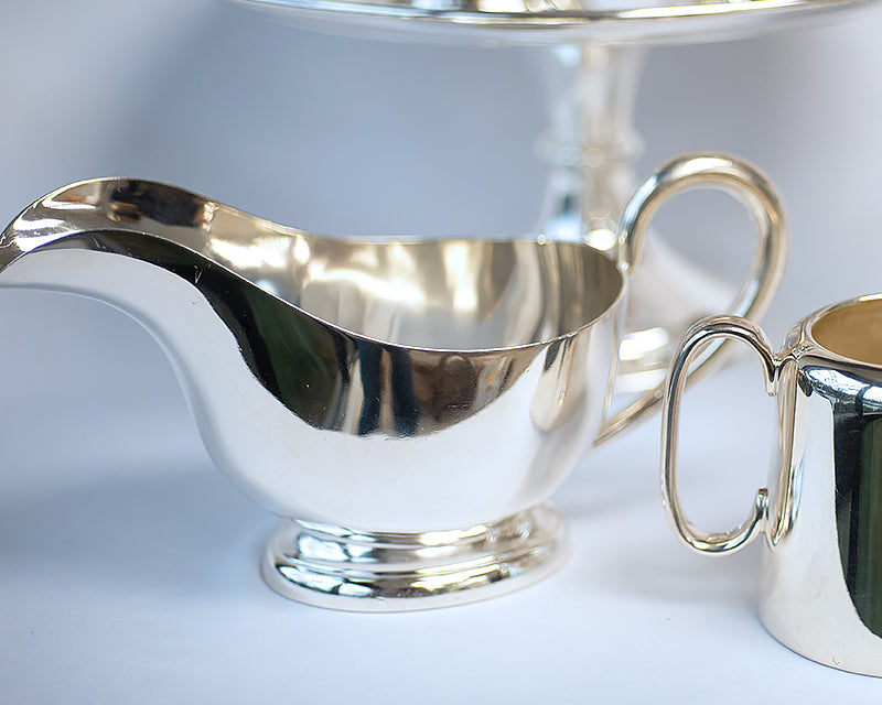 HÃTEL Silver Sauce Boats