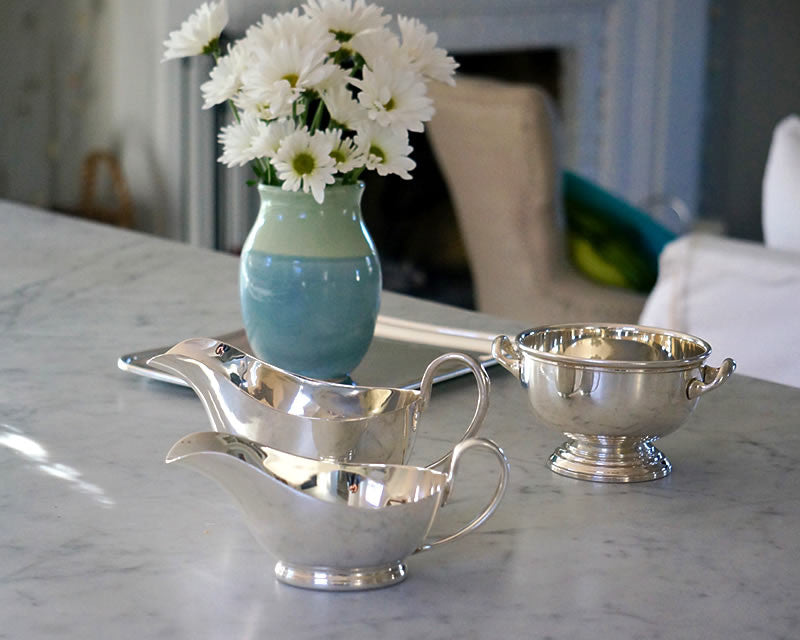 HÃTEL Silver Sauce Boats