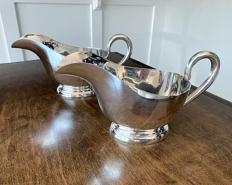 HÃTEL Silver Sauce Boats