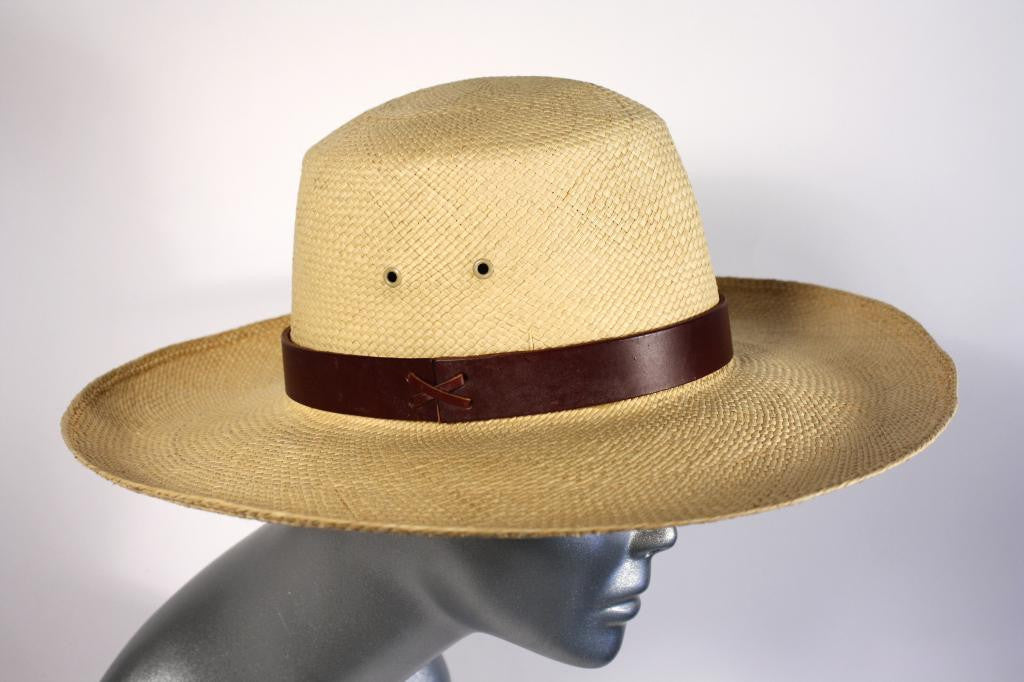 RALPH LAUREN Straw Hat w/Box 