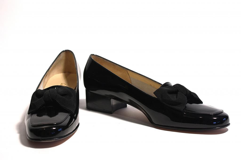 Vintage FERRAGAMO Patent Leather Loafers at Rice and Beans Vintage