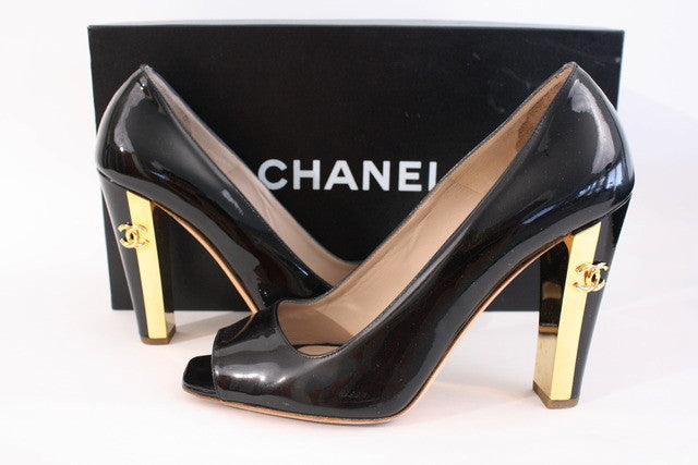 chanel vintage heels