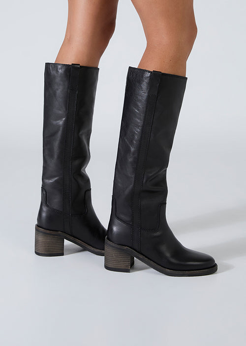 Apache Black Como Calf Boots