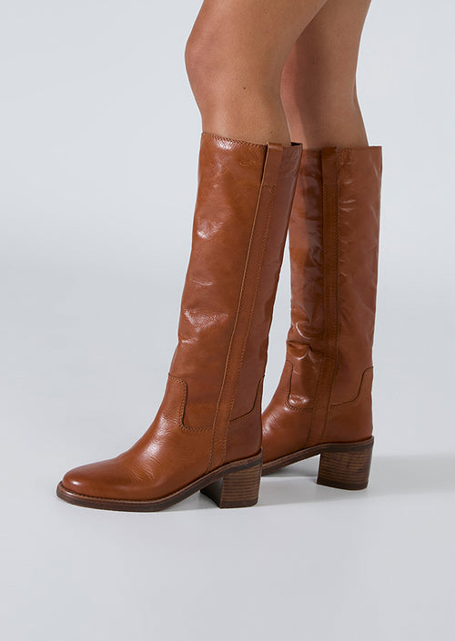 Apache Toffee Como Calf Boots