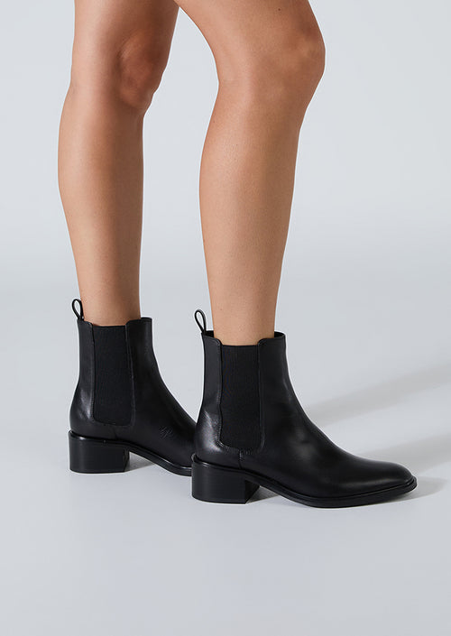 Fremont Black Como Ankle Boots