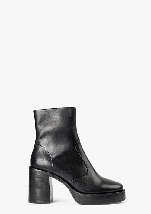 Thunder Black Como Ankle Boots