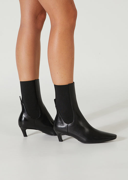Verona Black Como Ankle Boots