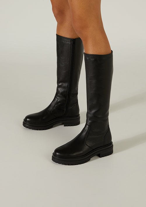 Wanda Black Venice Calf Boots