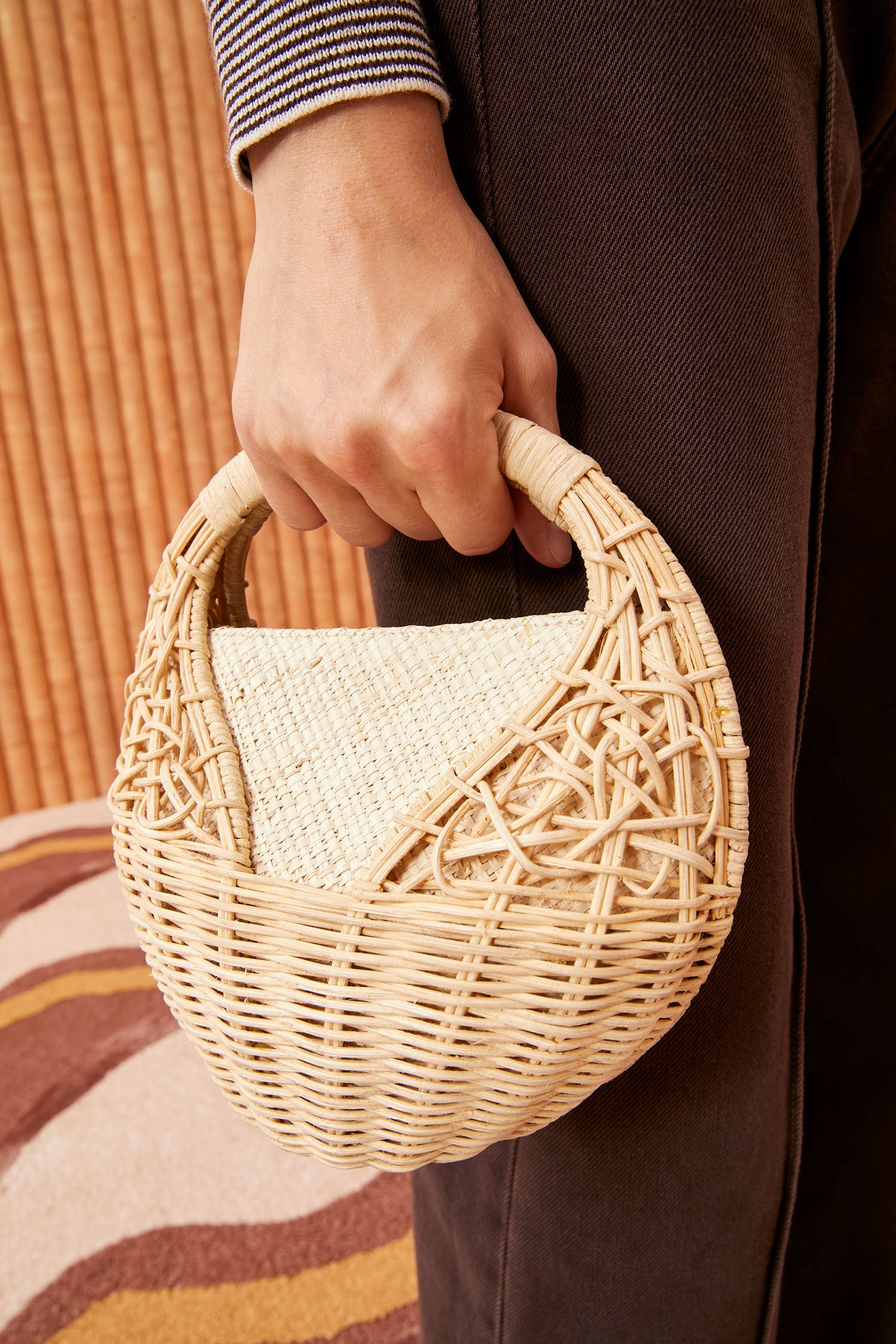 Ulla Johnson Sea Shell Wicker Bag In Natural