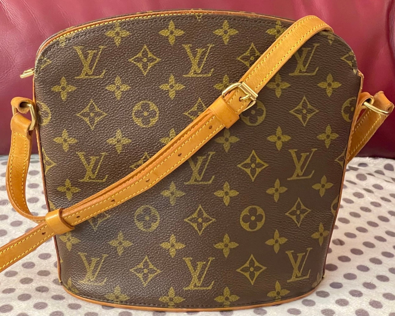 Louis Vuitton - Authenticated Drouot Handbag - Synthetic Brown for Women, Very Good Condition