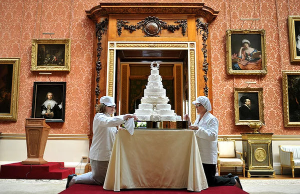 Brides.com wedding cake