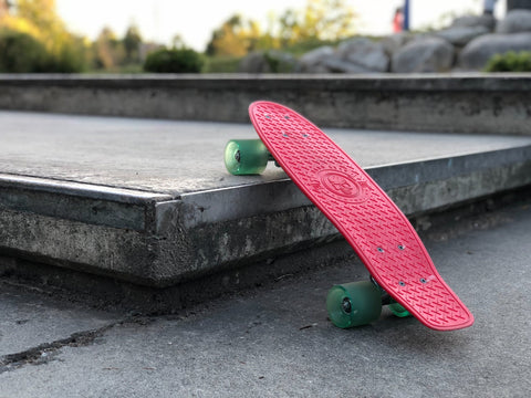 12 Tricks Faciles Sur Pennyboard Skked Skateboards