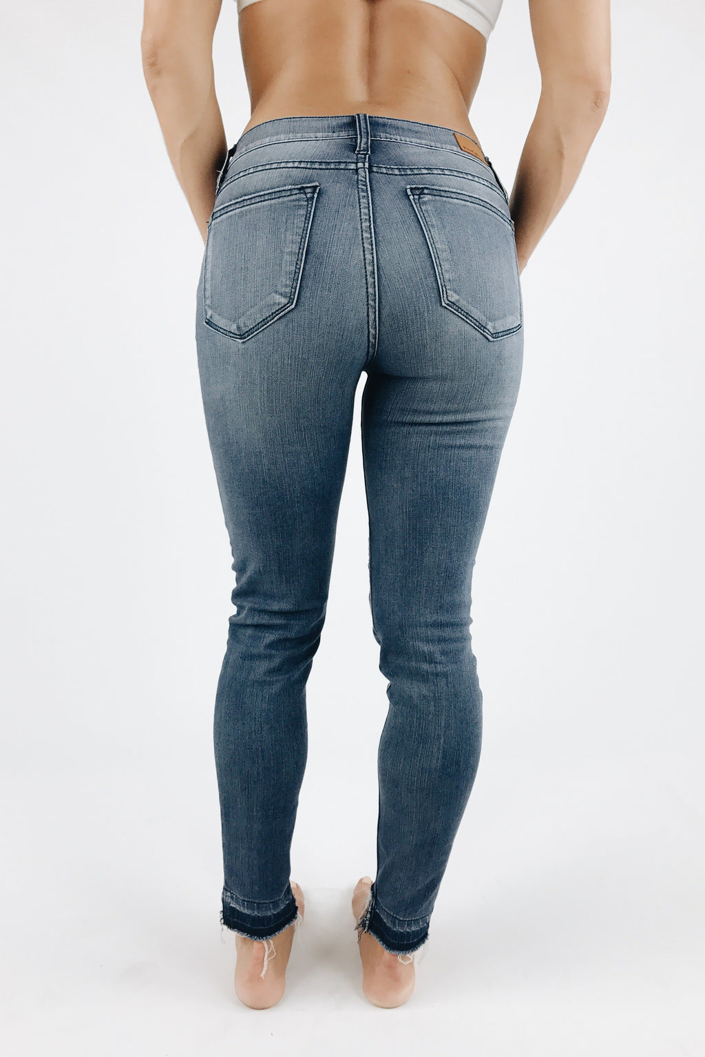 Rough Edges Skinnies – Nellie Mae