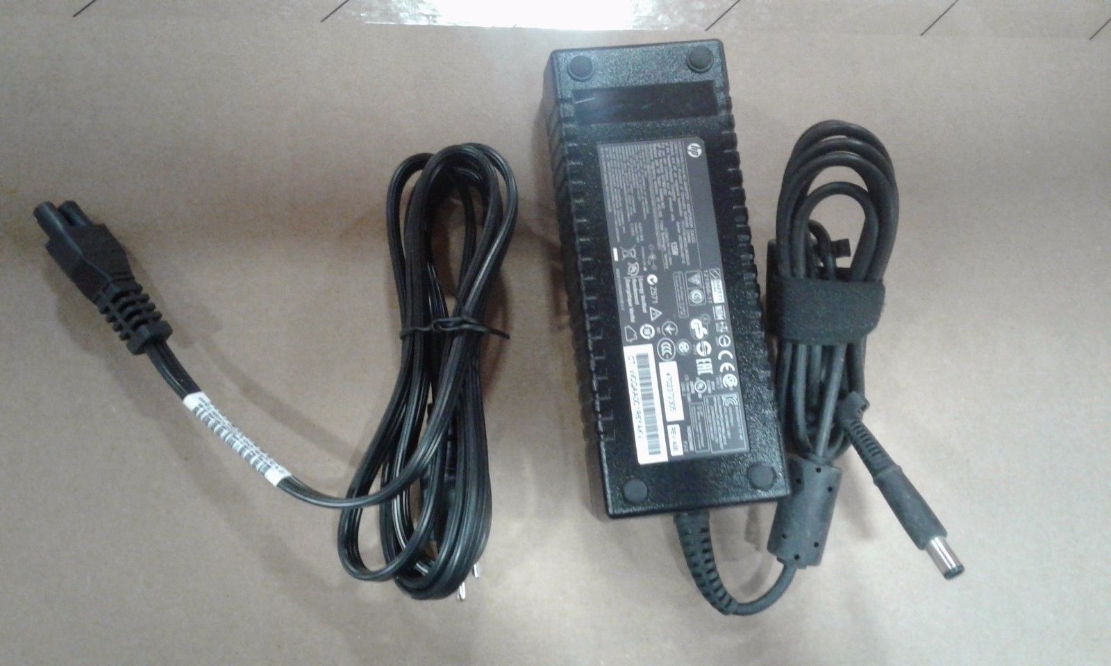 Genuine Hp135w 19 5v Acpoweradapter 6479 001 6464 001 6479 2