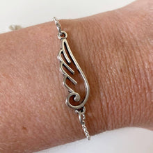 Load image into Gallery viewer, Angel Wing Bracelet