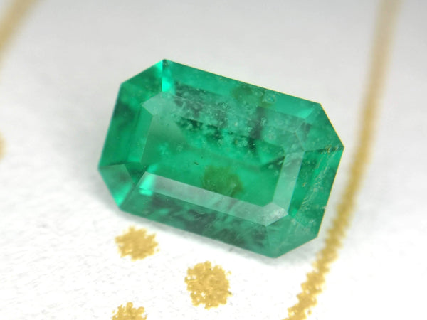 Natural Emerald Gemstone Rectangle Shape Bena Jewelry Montreal