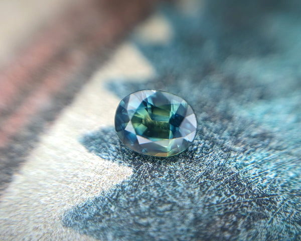 Bi-Color Teal Sapphire Gemstone Oval Shape Bena Jewelry Montreal by Ruby Mardi