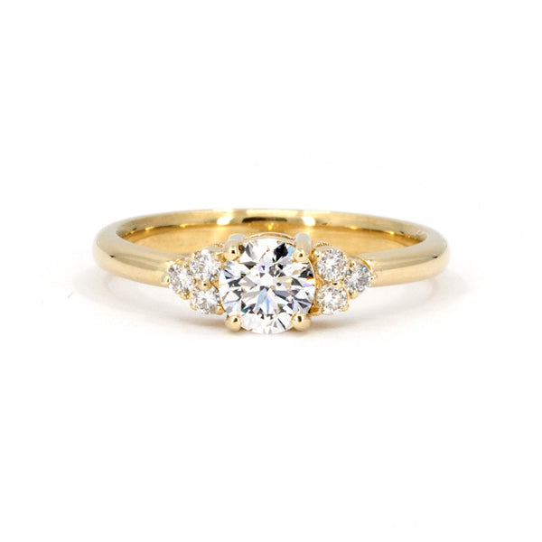 Round Shape Diamond Desir Yellow Gold Ring by Ruby Mardi Jewelry Store Montreal