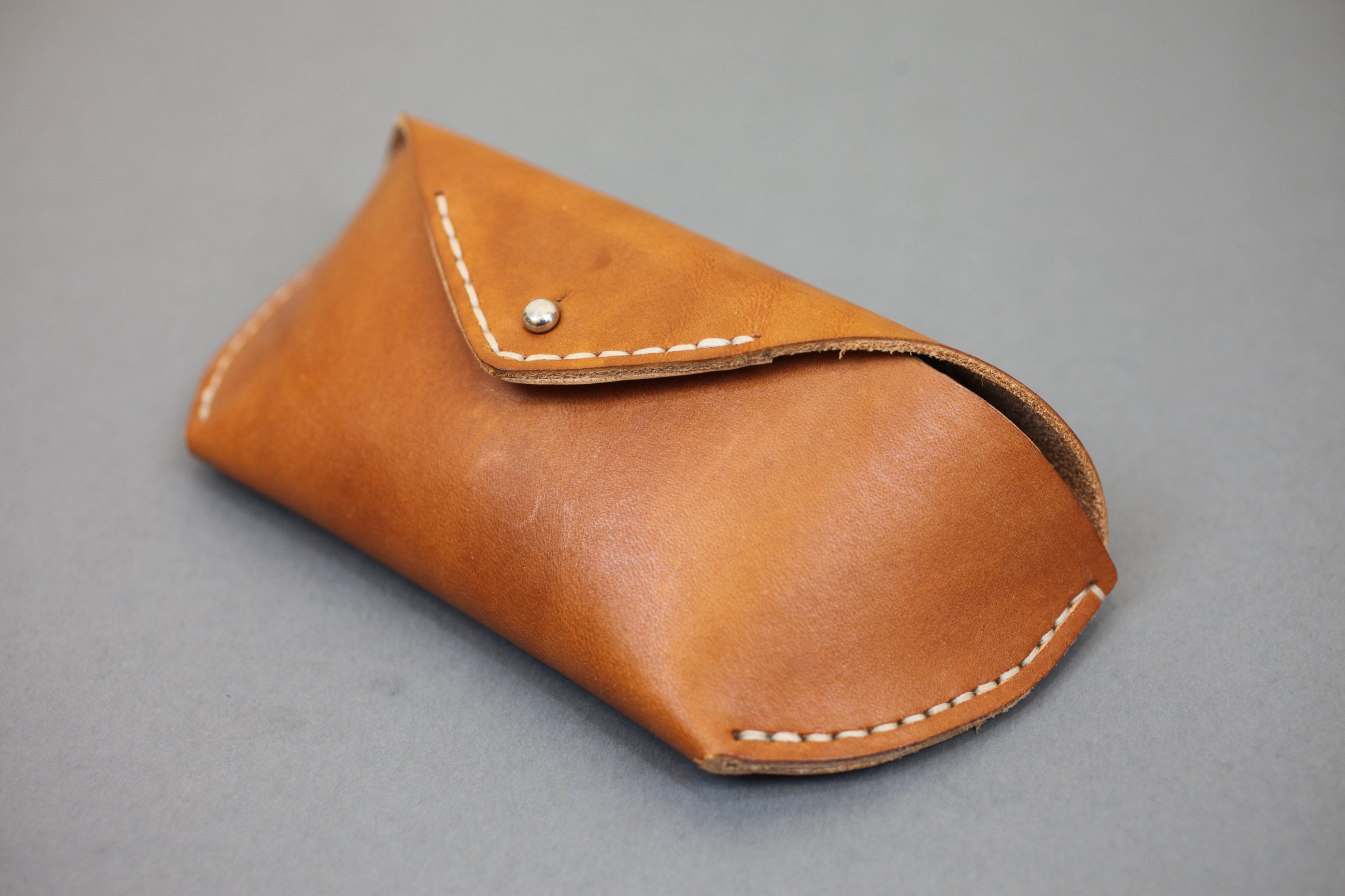 ray ban brown leather case