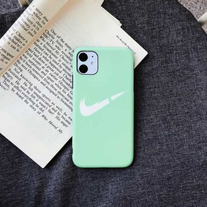 Coque iphone 11 silicone nike