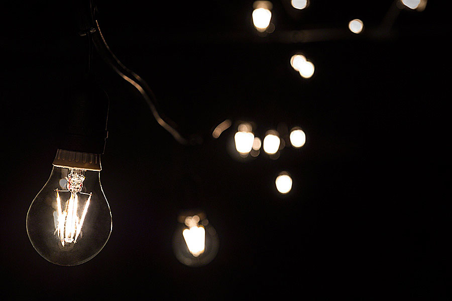 filament LED bulbs are bringing back the charm