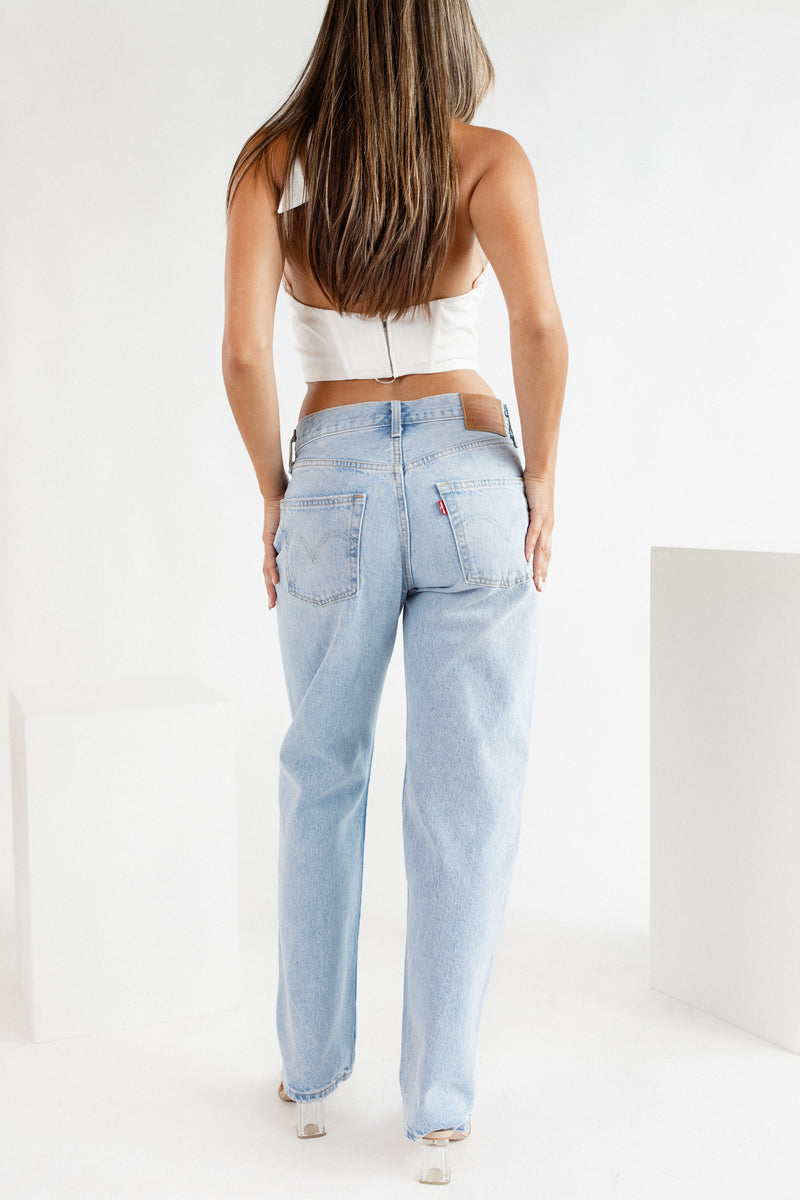 Descubrir 52+ imagen levi’s light indigo